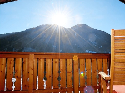 Appartamento con balcone privato + vista sulla montagna