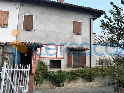 Rustico casale in vendita in Frazione San Giorgio, Montiglio