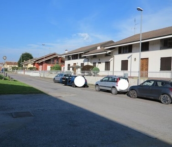 Semindipendente - Villa a schiera a Lombriasco