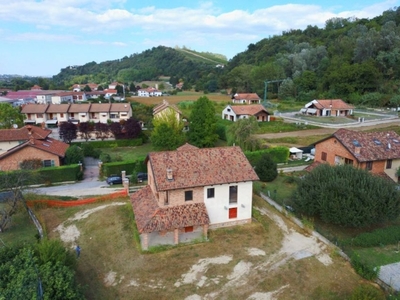 Villa in SP59 274, Asti, 6 locali, 2 bagni, giardino privato, garage