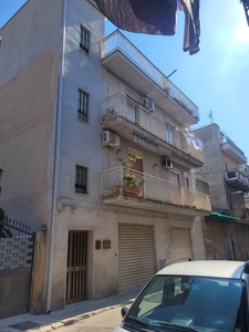 Appartamento in vendita a Palermo Partanna
