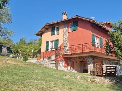 Villa in vendita a Gaggio Montano Bologna Marano