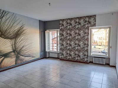 Appartamento in vendita a Voghera Pavia
