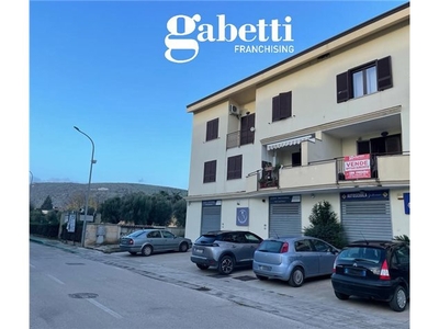 Appartamento in Via Giovanni Limongi, Bellona (CE)