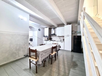 Casa Semi Indipendente in Affitto a Catanzaro, zona Catanzaro Lido, 250€, 95 m², arredato