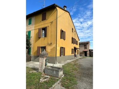 Casa semindipendente in Via Bojardo, Parma, 4 locali, 1 bagno, garage