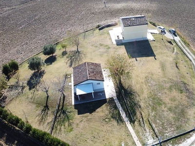 Casa singola in vendita a Jesi Ancona