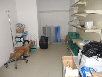 Immobile commerciale in Affitto a Catanzaro, 800€, 50 m²