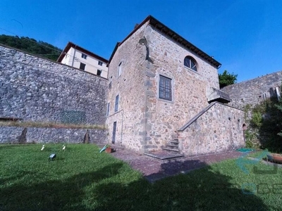 Lussuoso casale in vendita Via di Matraia, 108, Capannori, Toscana