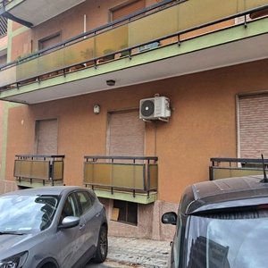 Quadrilocale in Via Cardinale Portanova 105, Reggio di Calabria