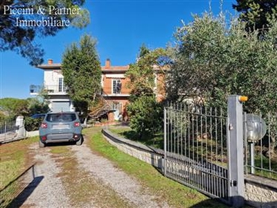 Semindipendente - Porzione di casa a Gracciano, Montepulciano
