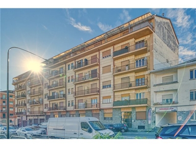 Appartamento in Via Lauro Rossi, 77, Torino (TO)