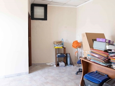 Ufficio in Affitto a Catanzaro, 350€, 50 m²