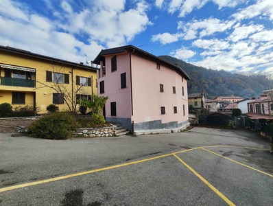 Appartamento in vendita a Castello Di Brianza Lecco