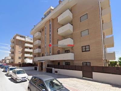 Appartamento in vendita a Foggia, via Federico Spera, 111 - Foggia, FG