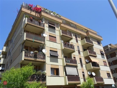 Appartamento in Vendita in Via Costanzo Casana a Roma