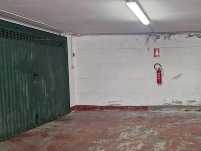 posto auto coperto in vendita a Alassio