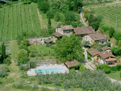 Rustico casale in vendita a Terranuova Bracciolini Arezzo