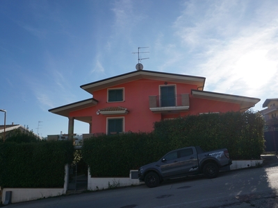 Villa unifamiliare in vendita a Tortoreto