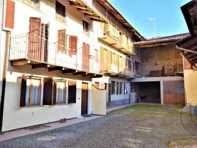 Quadrilocale con terrazzo, Castelnuovo Don Bosco centro