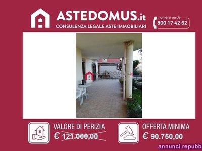Appartamento all'asta sito in Località Caturano,
