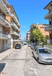 Appartamento in Affitto in Via Friuli a Ancona