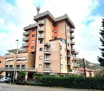 Appartamento in Affitto in Via Romualdo Montagna 38 a Cosenza