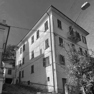 Appartamento in Vendita a Follo Via Aldo Moro