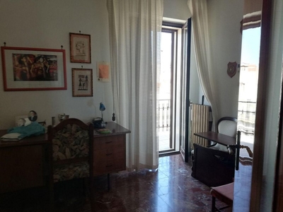 Appartamento in Vendita a Taranto, 115'000€, 130 m²