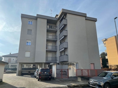 Appartamento in Via Dei Glicini 6 a Casale Monferrato