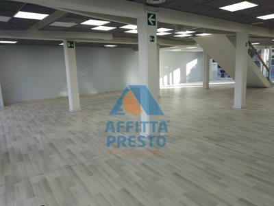 azienda commerciale in affitto a Fucecchio