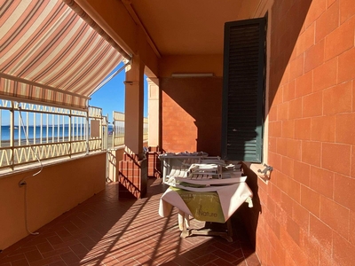 Casa semi indipendente in vendita a Follonica Grosseto Centro