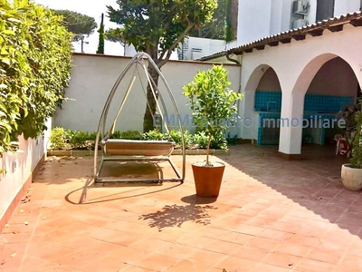 Casa semi indipendente in vendita a Terracina Latina