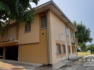 Casa singola in vendita a Quistello Mantova Nuvolato