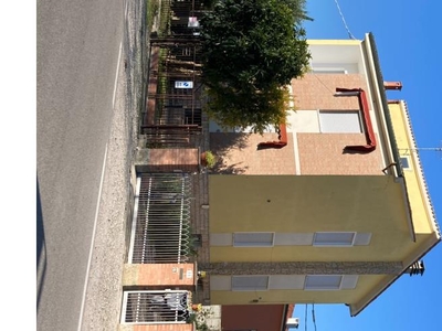 Villa in vendita a Ferrara, Zona Focomorto, Via della Crispa 53