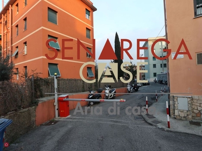 Garage/Posto auto in Affitto in Via Bottini a Genova