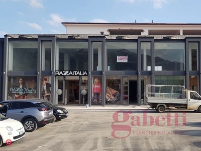 Negozio/Locale commerciale in Affitto in SP331 60 a Piedimonte Matese