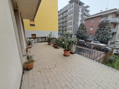 Quadrilocale in Vendita a Parma, 240'000€, 145 m², con Box