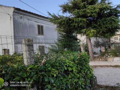 Rustico casale in Contrada Tratturo a Scerni