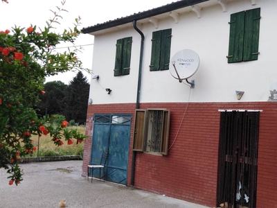 Villa bifamiliare in vendita a Albaredo D'adige Verona Michellorie
