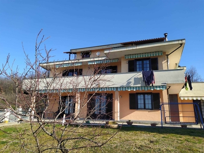 Villa in vendita a Rivalba Torino
