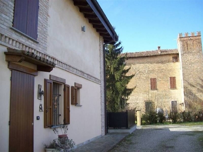 Villa a schiera a Gragnano Trebbiense