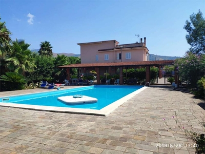 villa in vendita a Piedimonte
