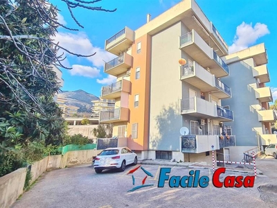 Appartamento in affitto a Formia via Ferrucci