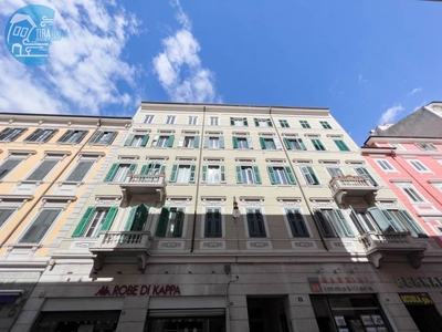 Appartamento in affitto a Trieste via Giuseppe Mazzini, 44