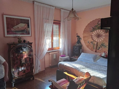 Appartamento in in affitto da privato a Terracina via Emilio Alessandrini, 25