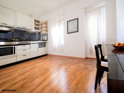 Appartamento in Vendita a Nuoro, zona Semicentro, 134'000€, 150 m²