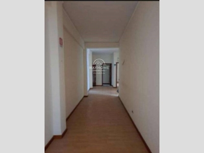 Appartamento in Vendita a Palermo, zona Sciuti, 234'000€, 170 m²