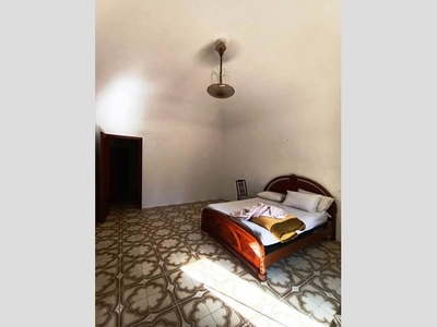 Appartamento in Vendita a Trapani, 130'000€, 150 m²