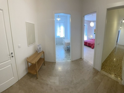 Bilocale in Affitto a Brescia, zona Ospedale Civile, 50 m², arredato
